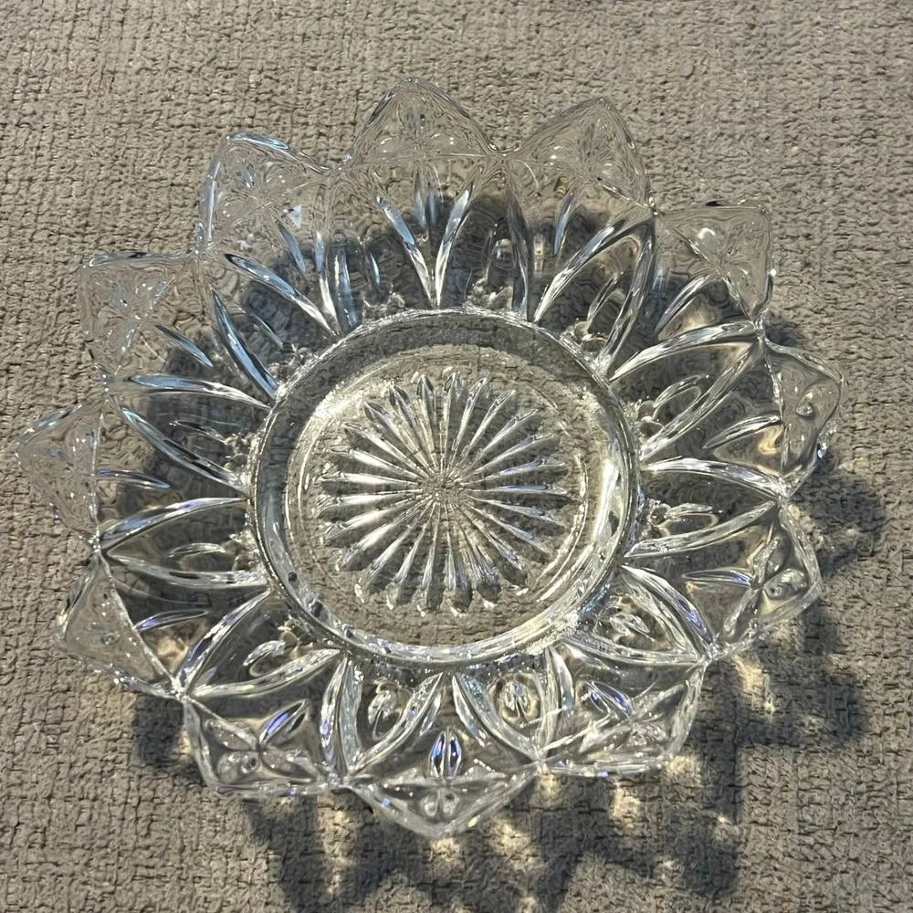 Vintage Federal Glass Petal Pattern Clear Scalloped Starburst Bowl 6 Inch
